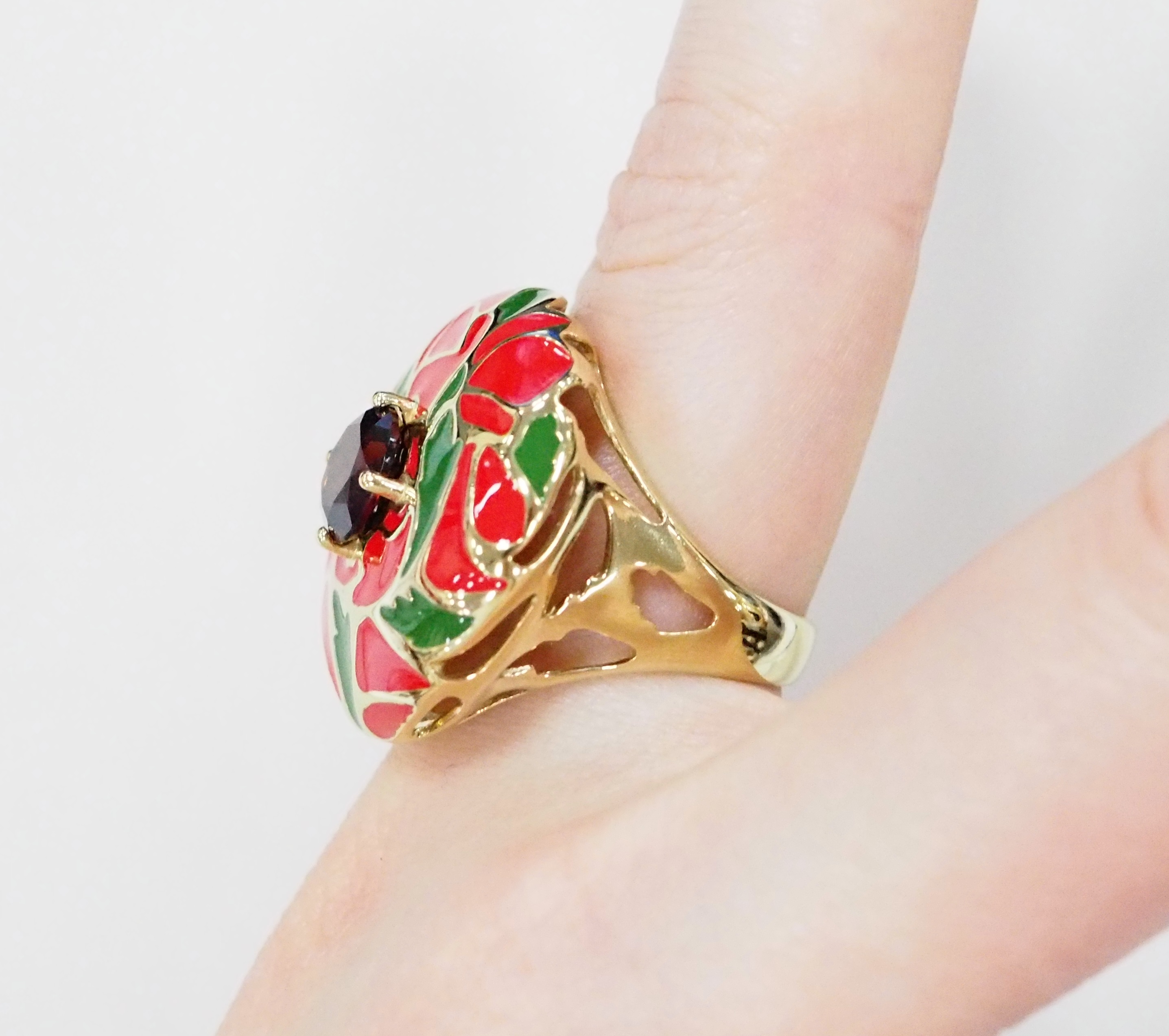 Серебряное кольцо с ситаллом